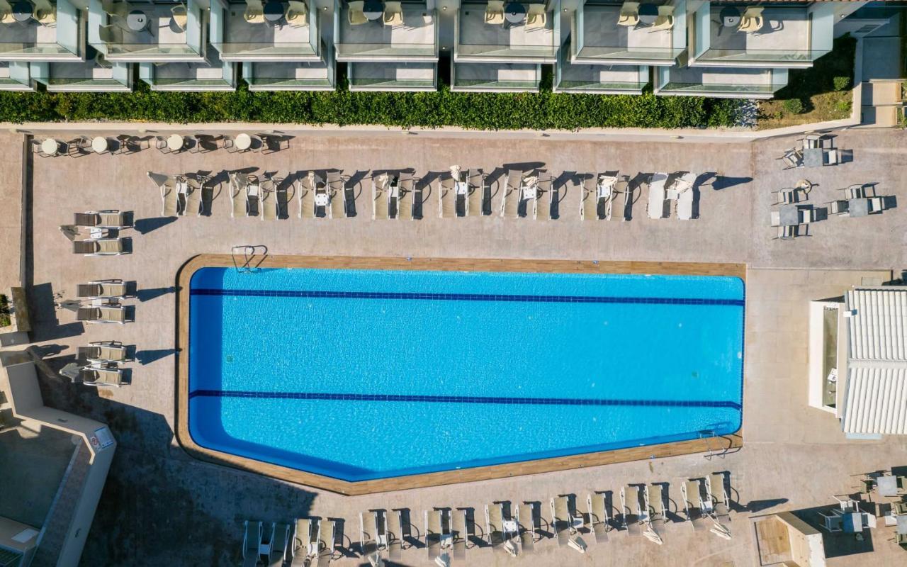 Karras Grande Hotel