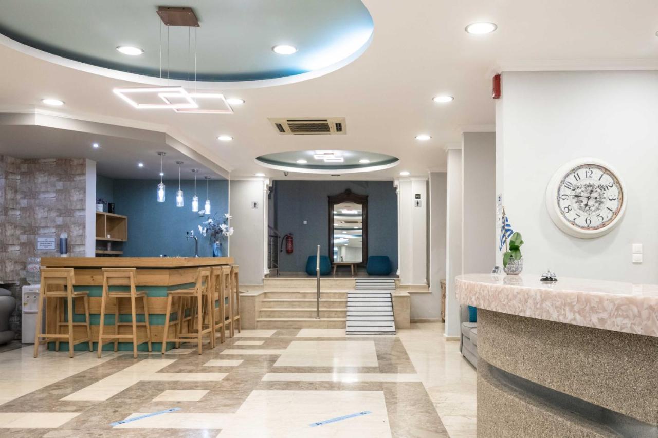 Отель Karras Grande 4*