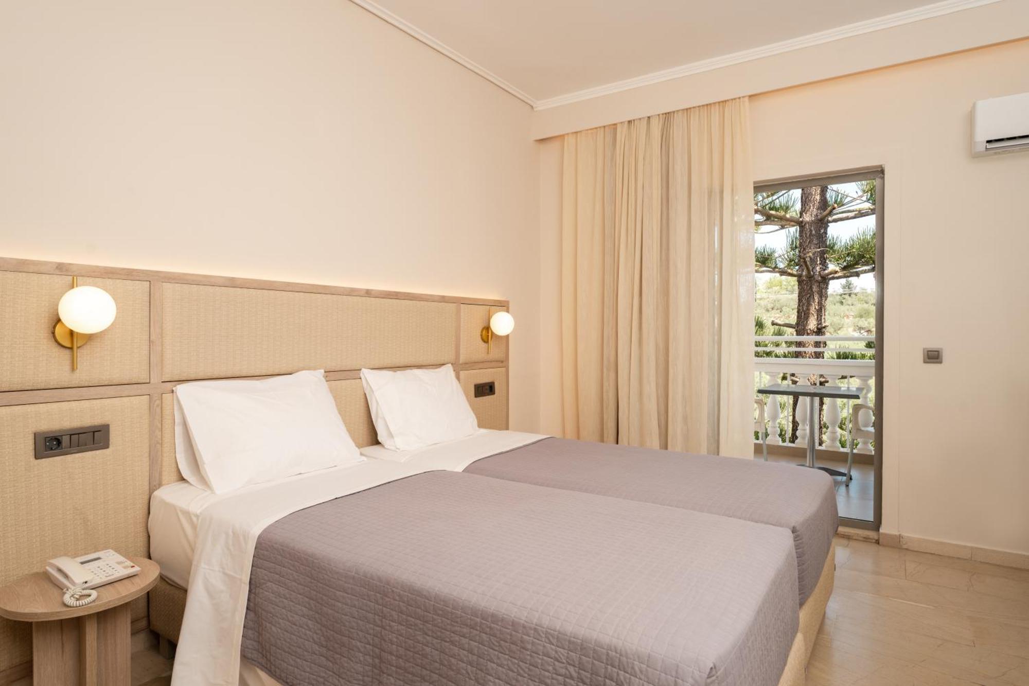 Отель Karras Grande 4*